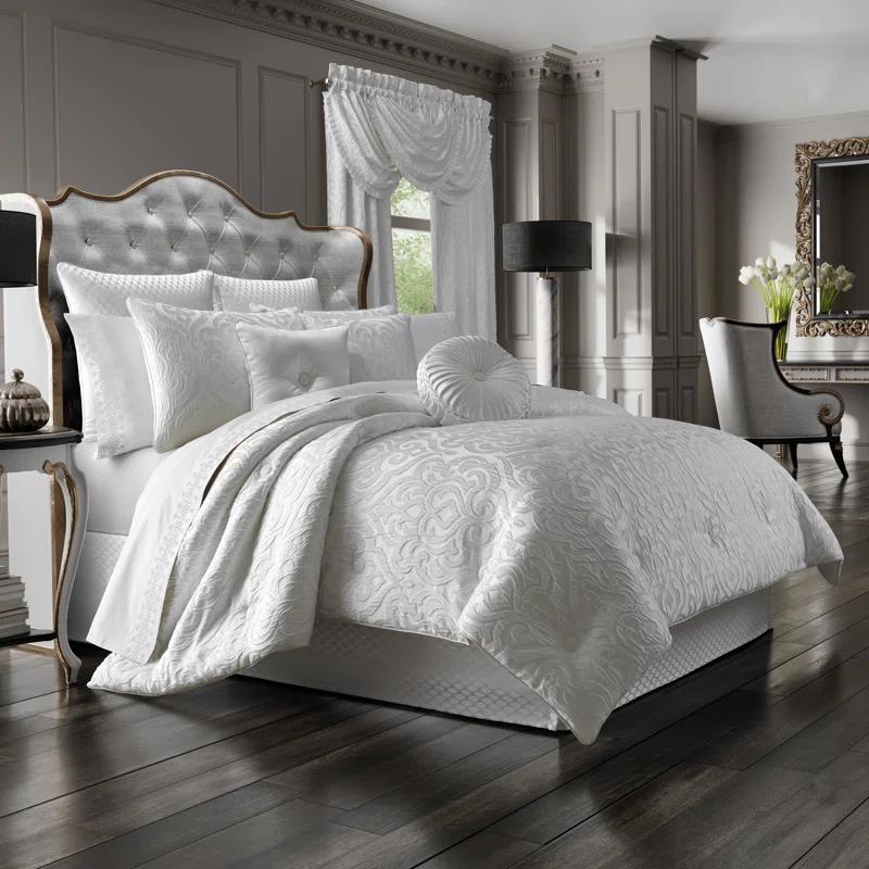 Five Queens Court Antonia Comforter Set