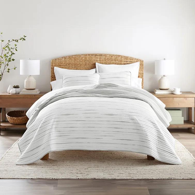 Becky Cameron Becky Cameron Lightweight Coastal Reversible Quilt Set