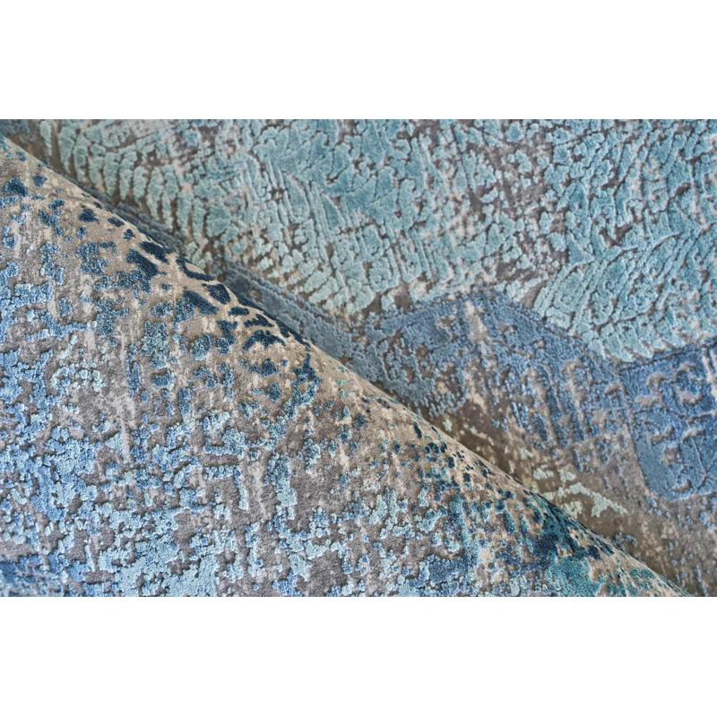 EXQUISITE RUGS Exquisite Rugs Palace Power Loom/Hand-Finished Acrylic/Viscose Ivory/Blue Area Rug