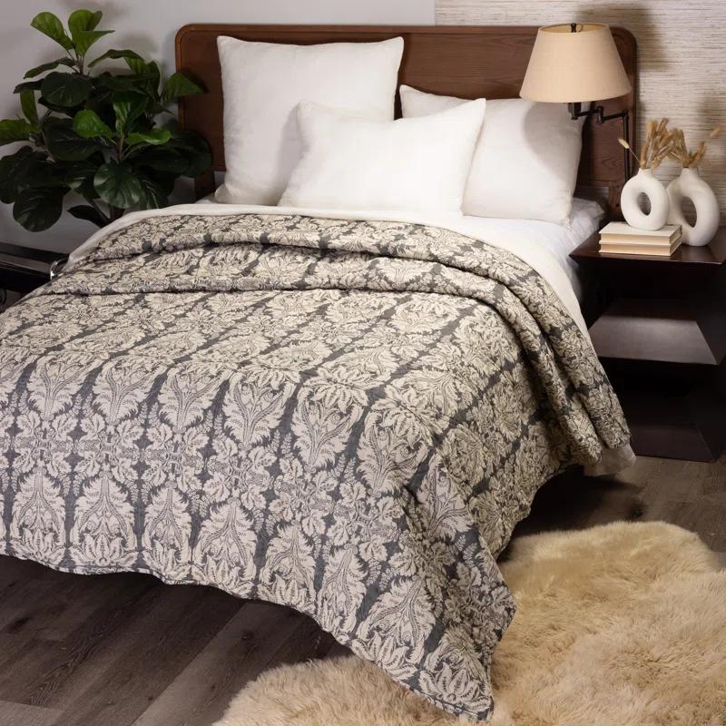 Amity Home Greyston Traditional Percale Damask Quilt
