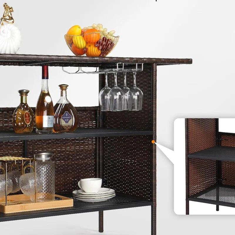 Latitude Run® Darrus Bar Counter