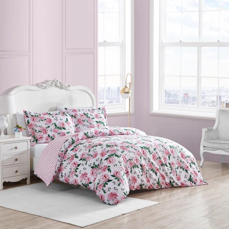 Betsey Johnson Betsey Johnson Blooming Roses Reversible Pink Duvet Cover Set