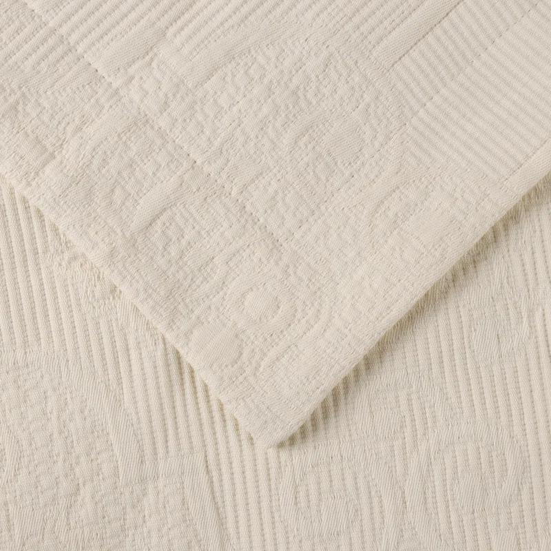 Superior Superior Florin Matelasse Jacquard Scrolling Medallion Cotton Bedspread Set With Pillow Shams