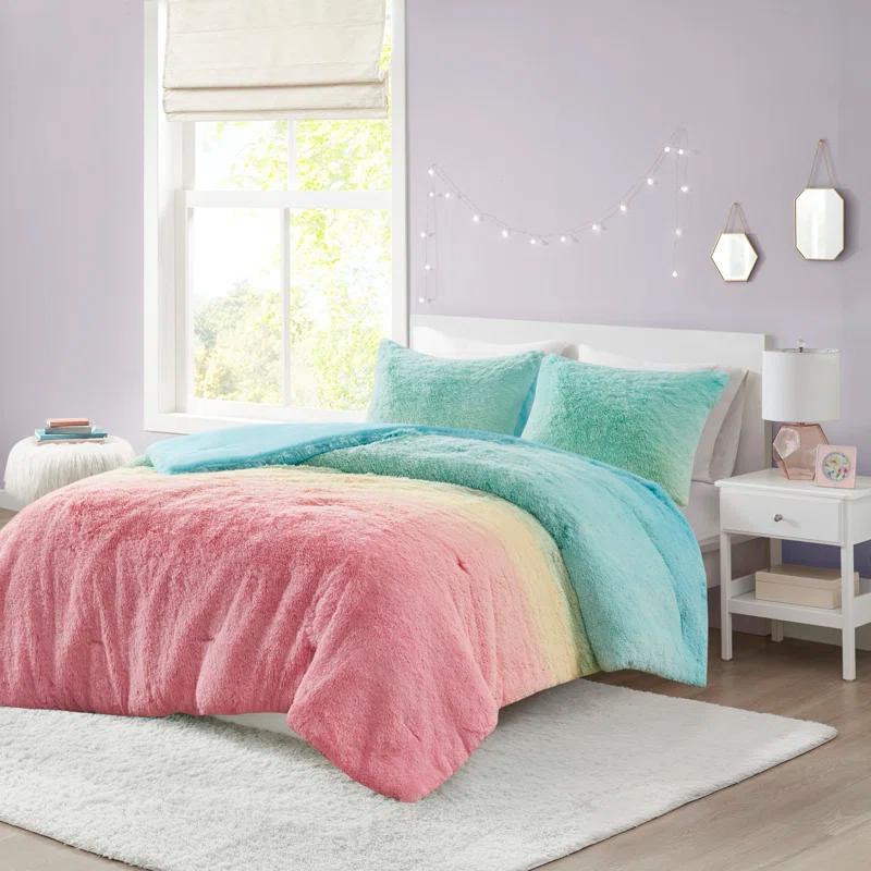 Intelligent Design Pastel Ombre Shaggy Faux Fur Comforter Set