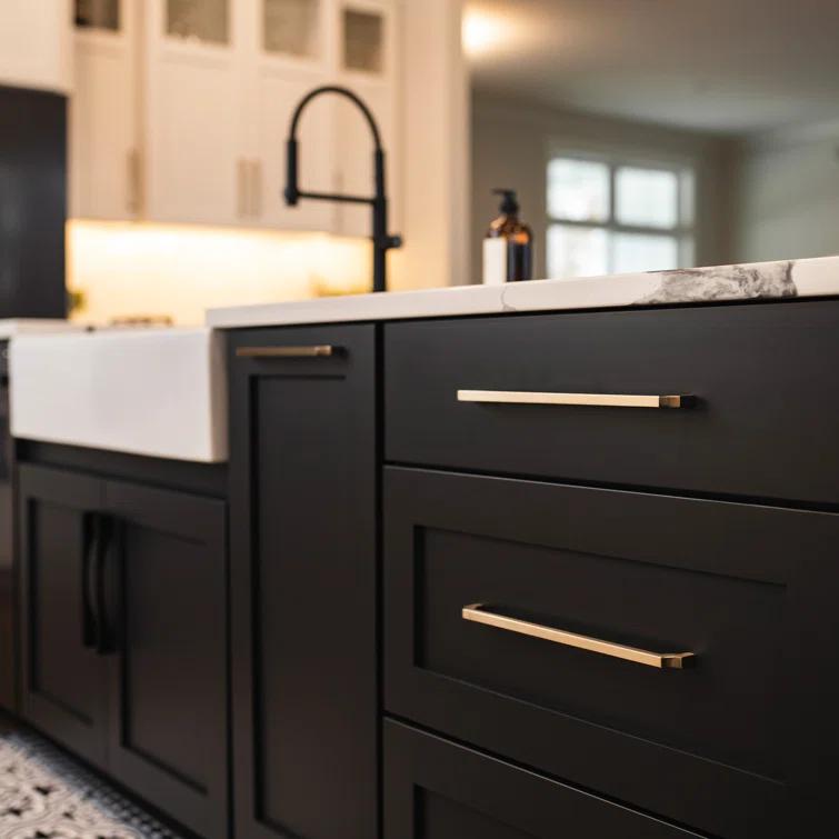 Belwith Keeler Monarch Collection Pull