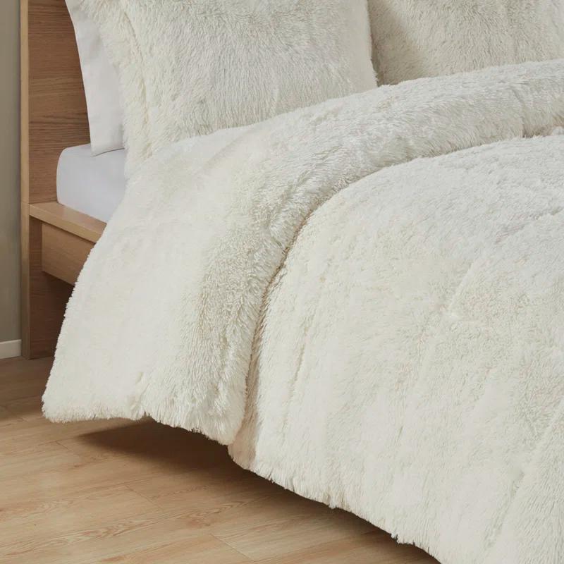 Intelligent Design Malea Shaggy Faux Fur Comforter Mini Set