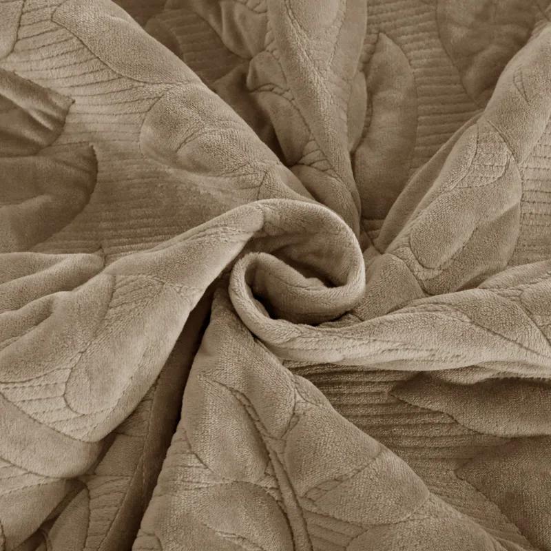 MarCielo Marcielo Oversized Embroidered Velvet Quilt Set With 2 Pillow Shams