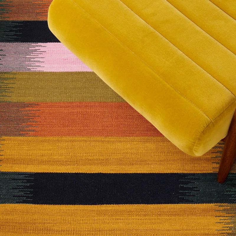 Safavieh Dhurries Flat Weave Wool/Cotton Rug in Yellow/Brown