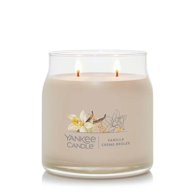 YANKEE CANDLE Signature Vanilla Crème Brulée Scented Candle