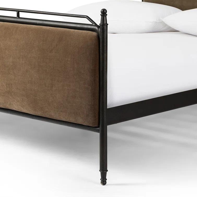 Leyla Bed