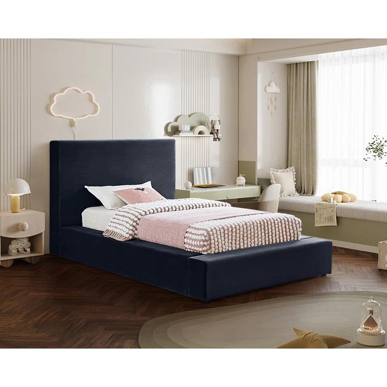 Wrought Studio™ Ishia Upholstered Platform Bed