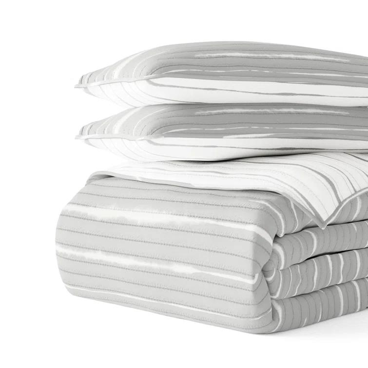 Becky Cameron Becky Cameron Lightweight Coastal Reversible Quilt Set