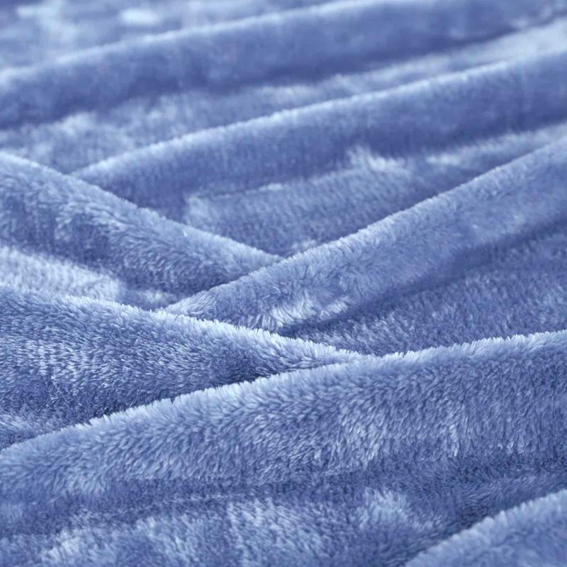 Superior Solid Polyester Reversible All-Season Fleece Throws Blanket
