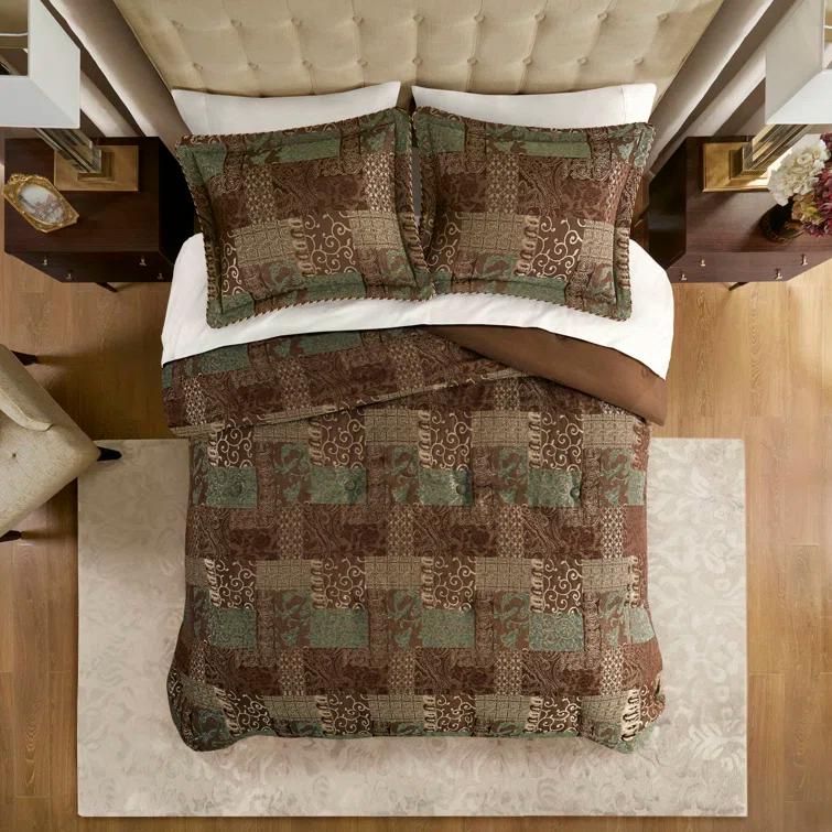 Croscill Croscill Galleria 4 Piece Chenille Jacquard Comforter Set