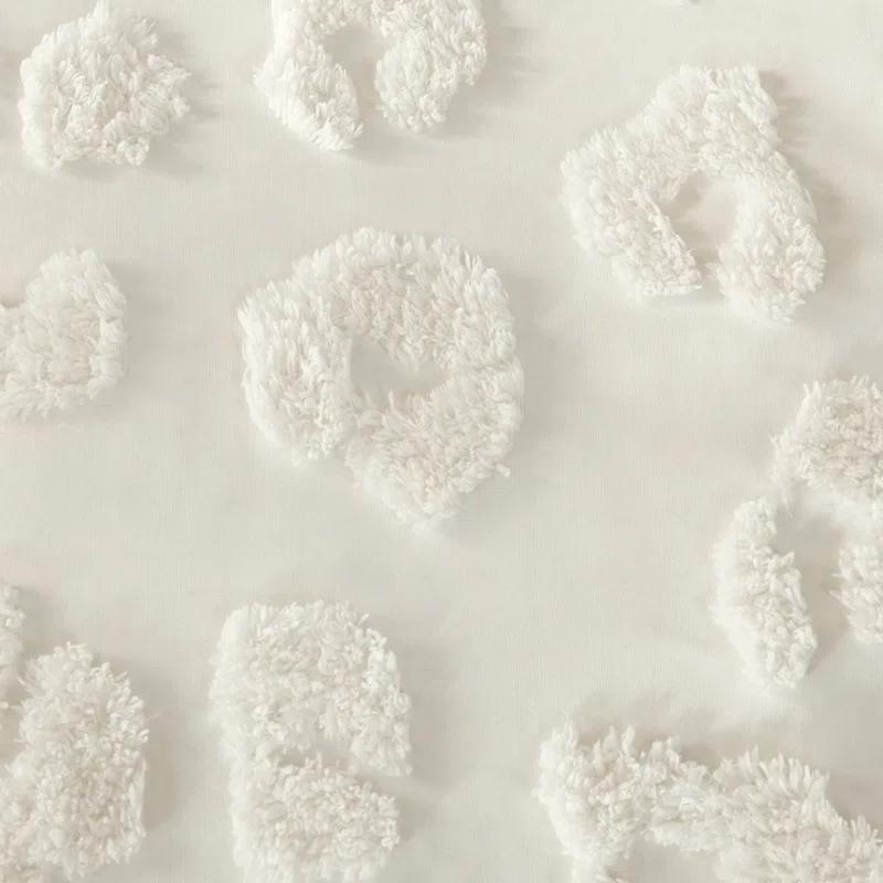 Intelligent Design Larissa Animal Chenille Comforter Set