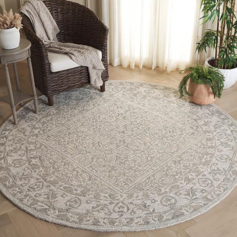 Safavieh Dip Dye Hand Tufted Wool/Cotton Oriental Rug in Gray/Ivory