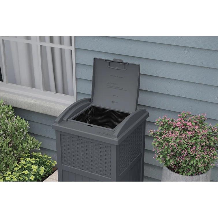 Suncast Suncast 33 Gallon Manual Lift Trash Hideaway Container