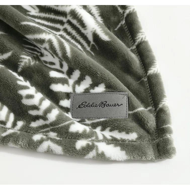 Eddie Bauer Eddie Bauer Printed Ultra Soft Plush Fleece Reversible Blanket
