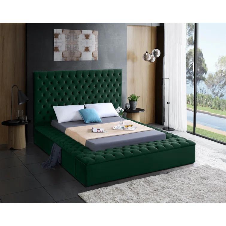 Everly Quinn Johnnay Upholstered Platform Storage Bed