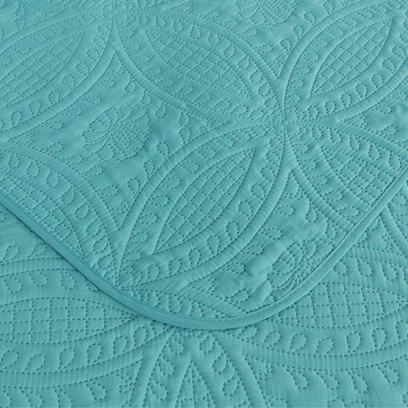 Chezmoi Collection Austin Standard Geometric Shapes Coverlet Set