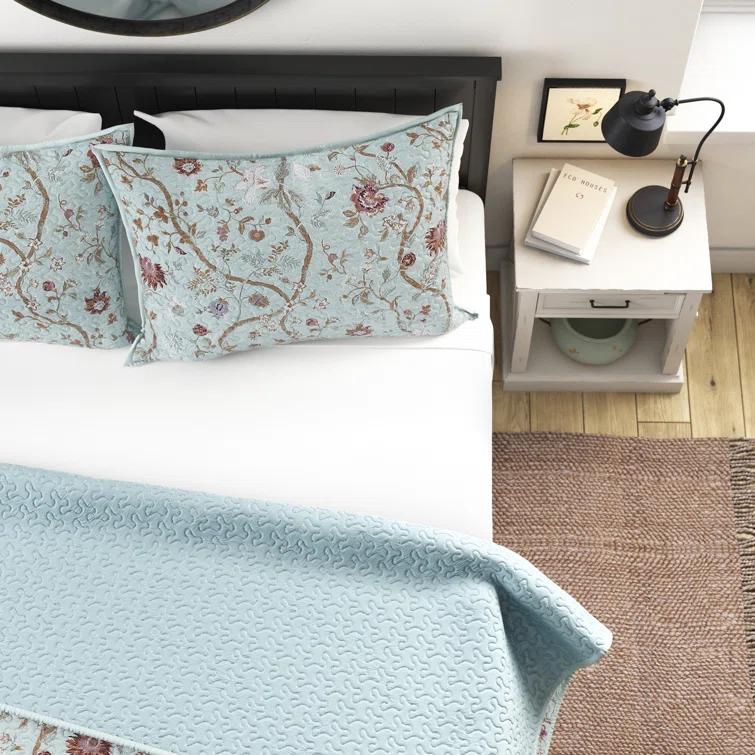Style 212 Bedford Farmhouse / Country Cotton Blend Floral Quilt Set