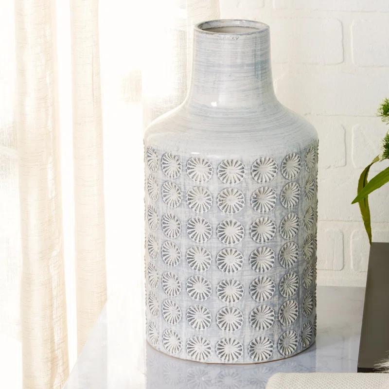 CosmoLiving by Cosmopolitan Porcelain Ceramic Floral Decorative Vase