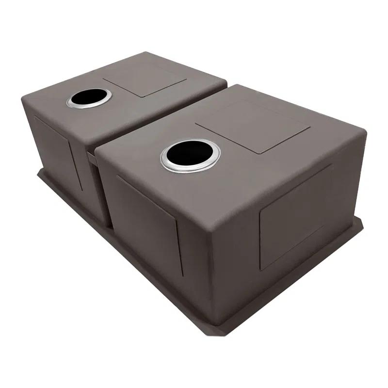 DeerValley 33'' L Undermount 50/50 Double Bowl Stainless Steel Kitchen Sink with Basket Strainers and Stainless Steel Grids