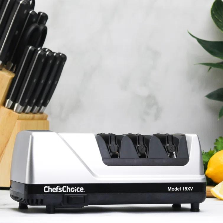 Chef'sChoice Chef'sChoice Model 15XV Professional Electric Knife Sharpener, 3-Stage 15-Degree Trizor