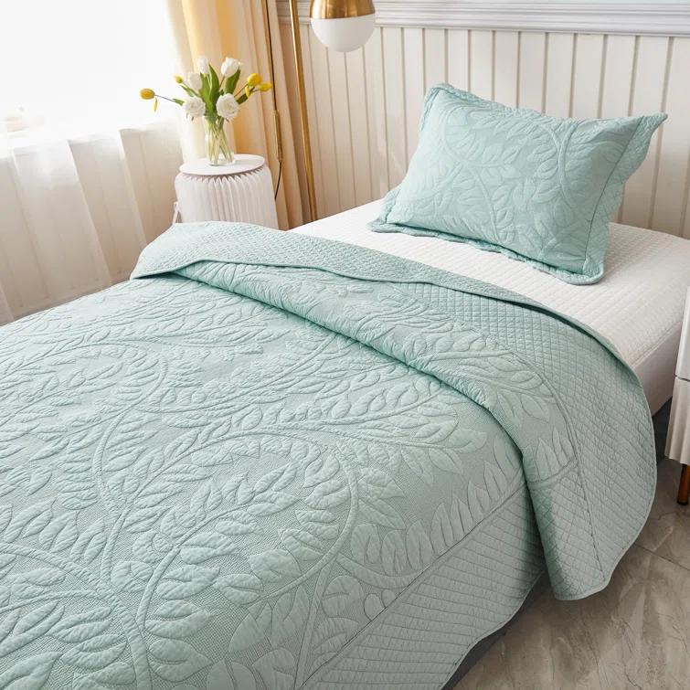 MarCielo Cotton Quilt Set