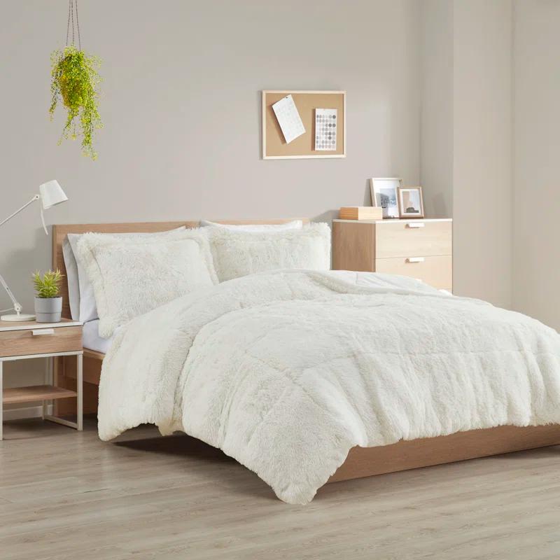 Intelligent Design Malea Shaggy Faux Fur Comforter Mini Set