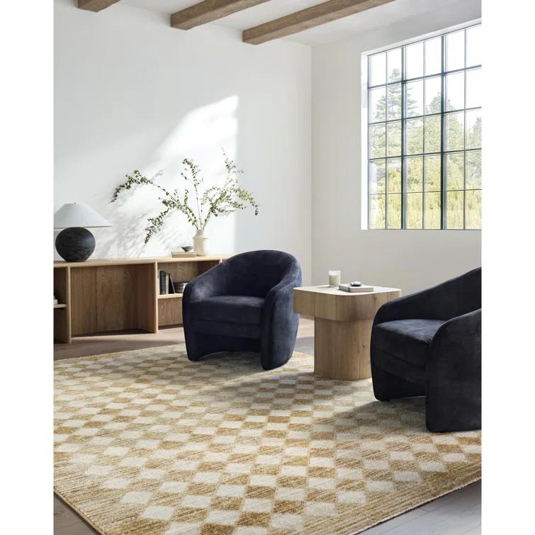Galey Alix x Livabliss Myrtle Avenue V Machine Woven Area Rug