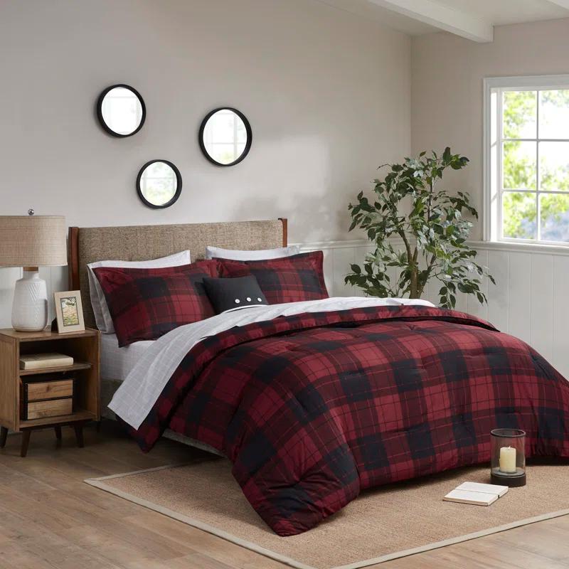Everest Reversible Plaid Comforter Set with Bed Sheets