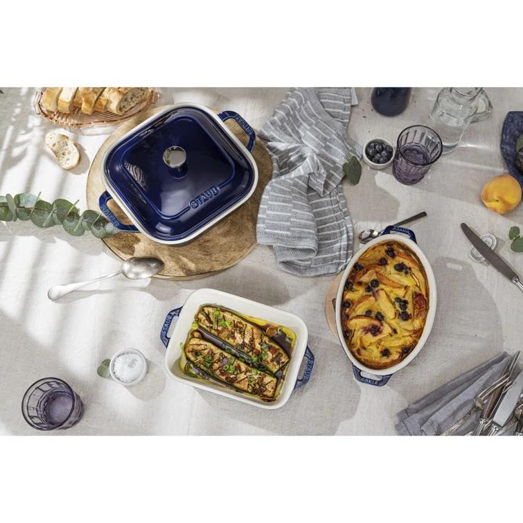 Staub ® Dark Blue 4-Piece Baking Set