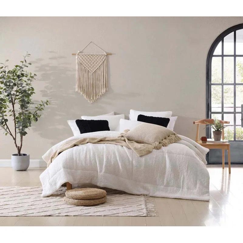Sunday Citizen Snug Throw Blanket