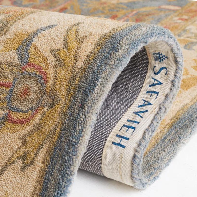 Safavieh Hand Tufted Wool Oriental Rug