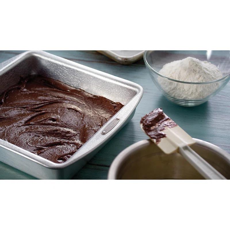 Doughmakers 10'' Aluminum Non-Stick Square Cake Pan