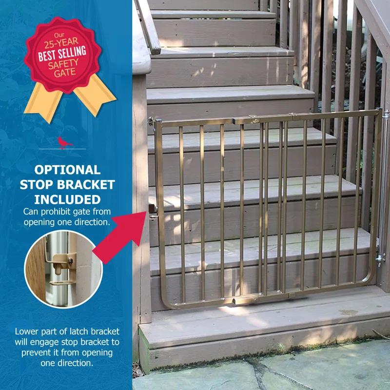 Cardinal Gates Outdoor Safety Gate