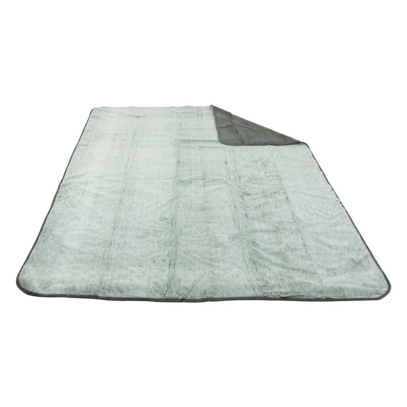 Arlee Cozy Waterproof Pet Throw