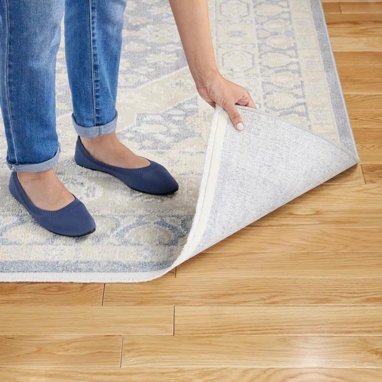 TOWN & COUNTRY EVERYDAY Rein Center Medallion Everwash Non-Slip Backing Washable Area Rug