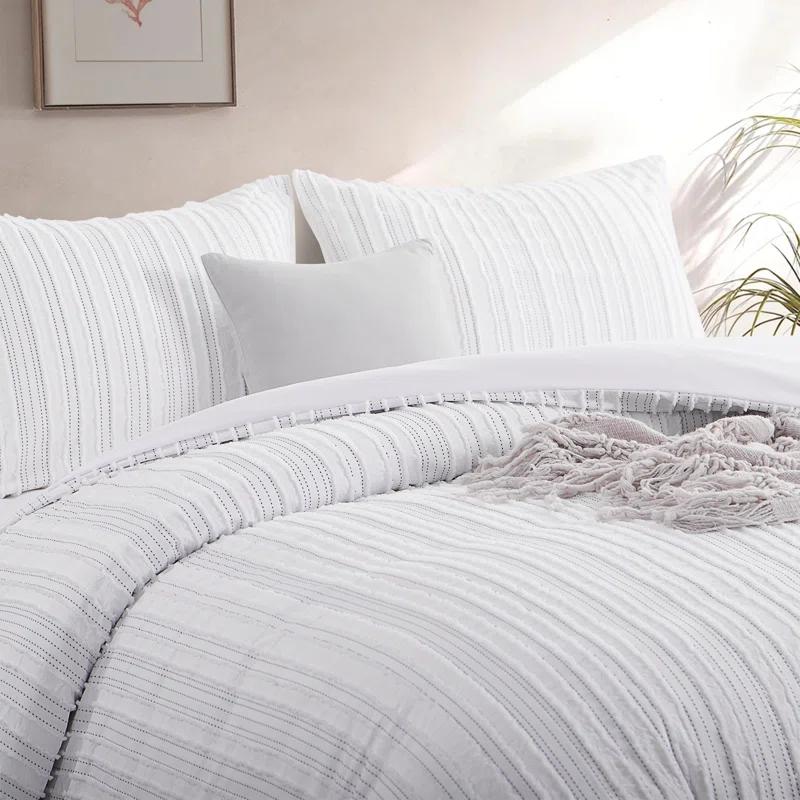 Microfiber / Polyester Machine Tufted Striped Comforter Set