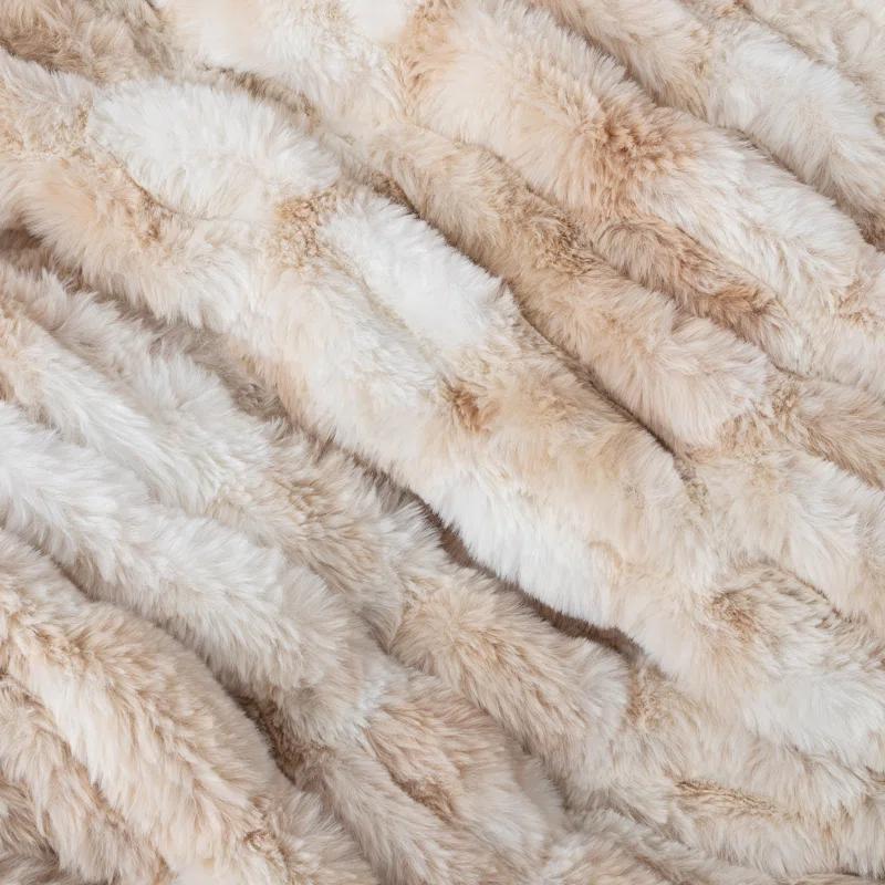Lavish Home Oversized Ruched Faux Fur Blanket - 60x80-Inch Jacquard Faux Fur Queen-Size Throw for Sofas and Beds - Luxurious Bedding by Lavish Home