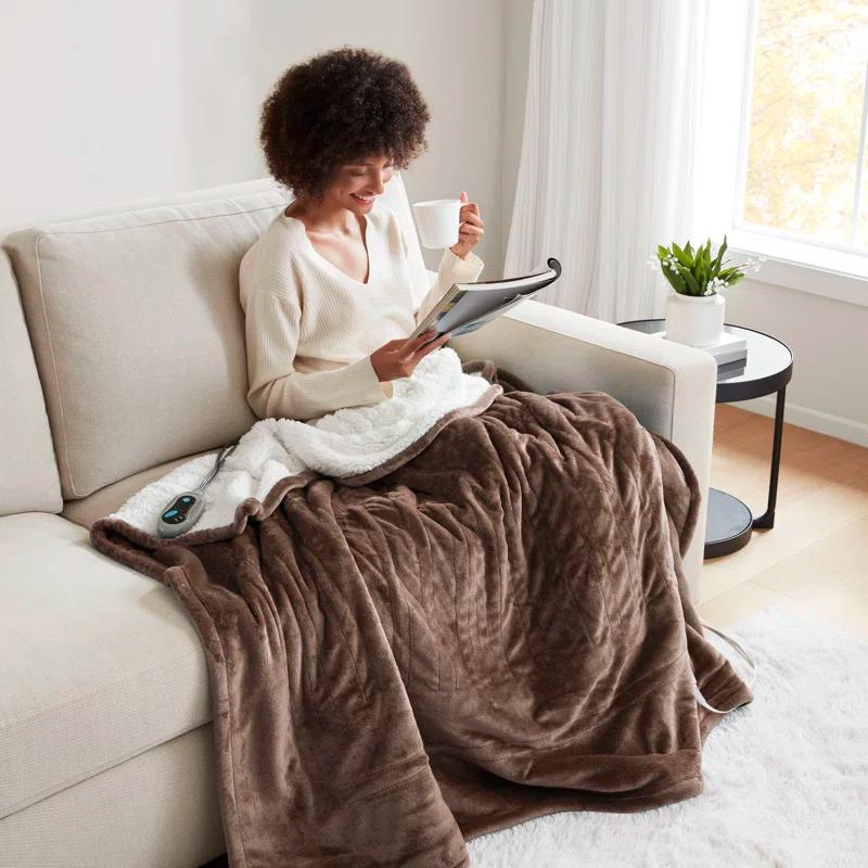 Beautyrest Beautyrest Heated Microlight to Berber Throw