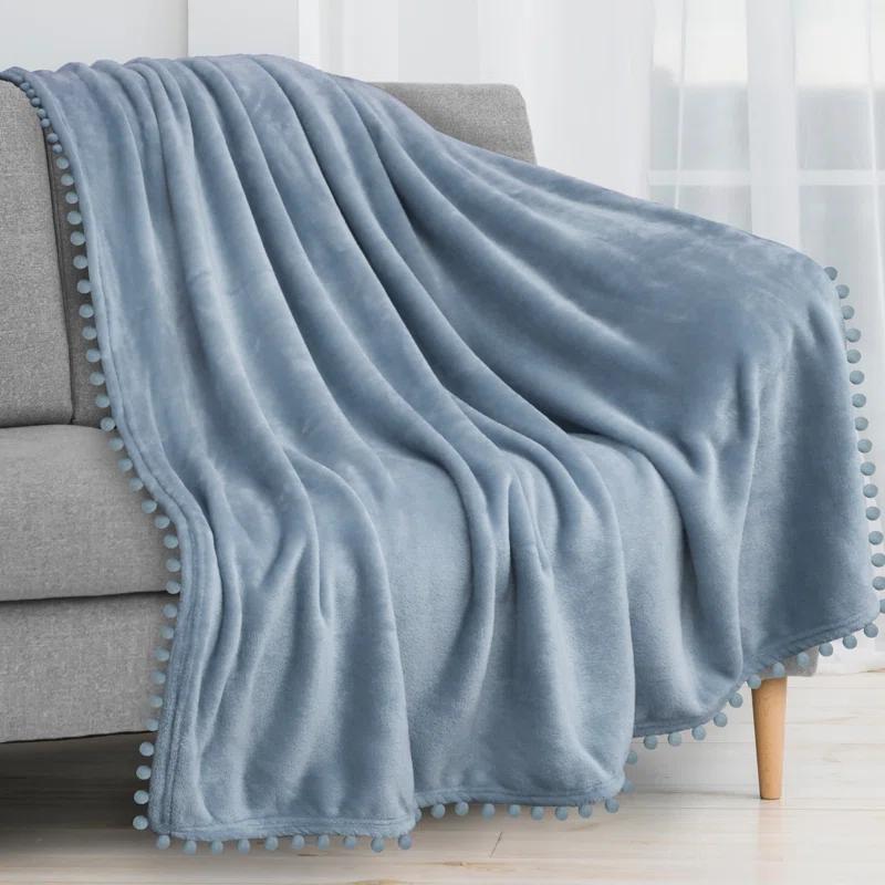 Pavilia Hand Woven Throw Blanket