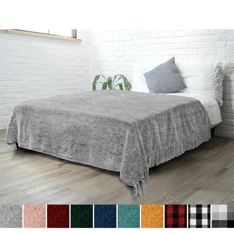 Pavilia Throw Blanket