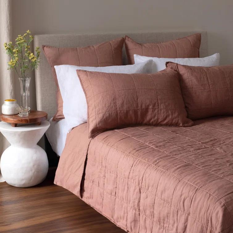 French Linen Box Stitch Quilt & Sham Set