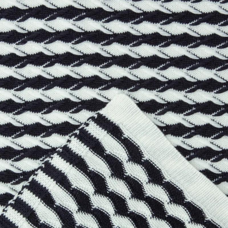 Chanasya Throw