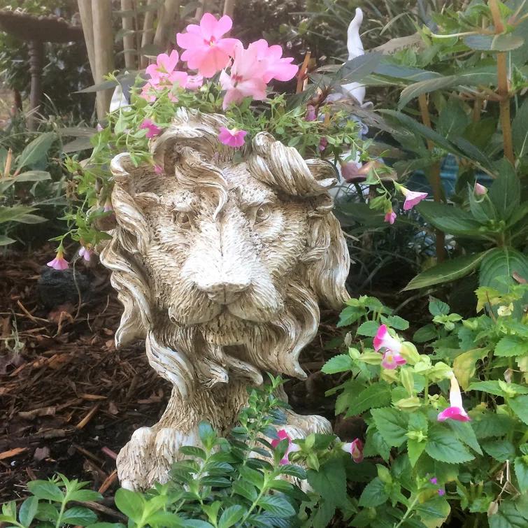 HomeStyles Muggly's Lion Mascot Animal Statue Planter