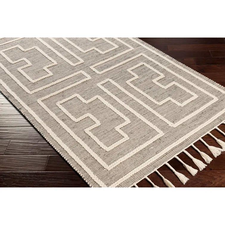 Rodriguez Handmade Flatweave Gray/White Area Rug