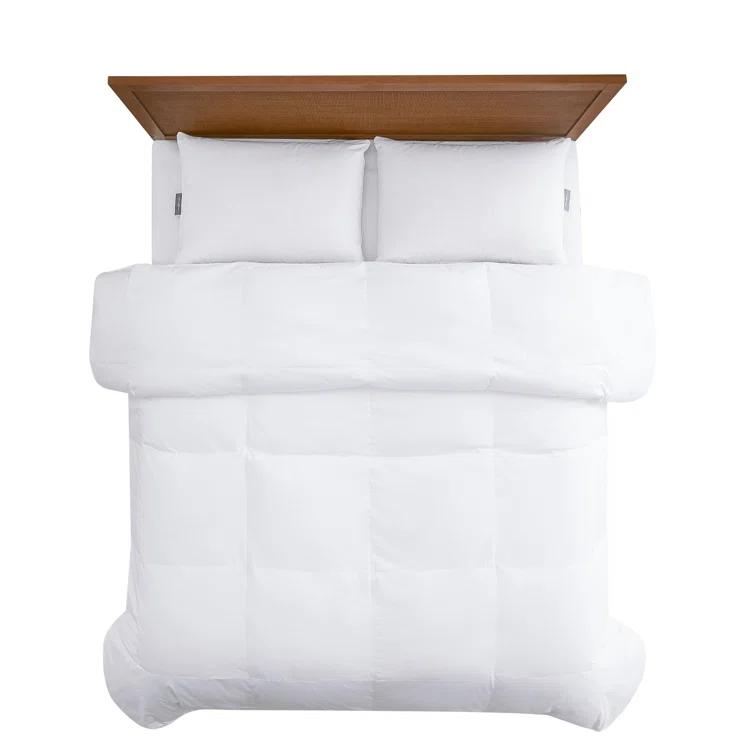 Eddie Bauer Eddie Bauer All-Season 600 Fill Power Oversized White Down Comforter - 400 TC