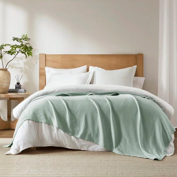 Madison Park Liquid Cotton Breathable Woven Blanket